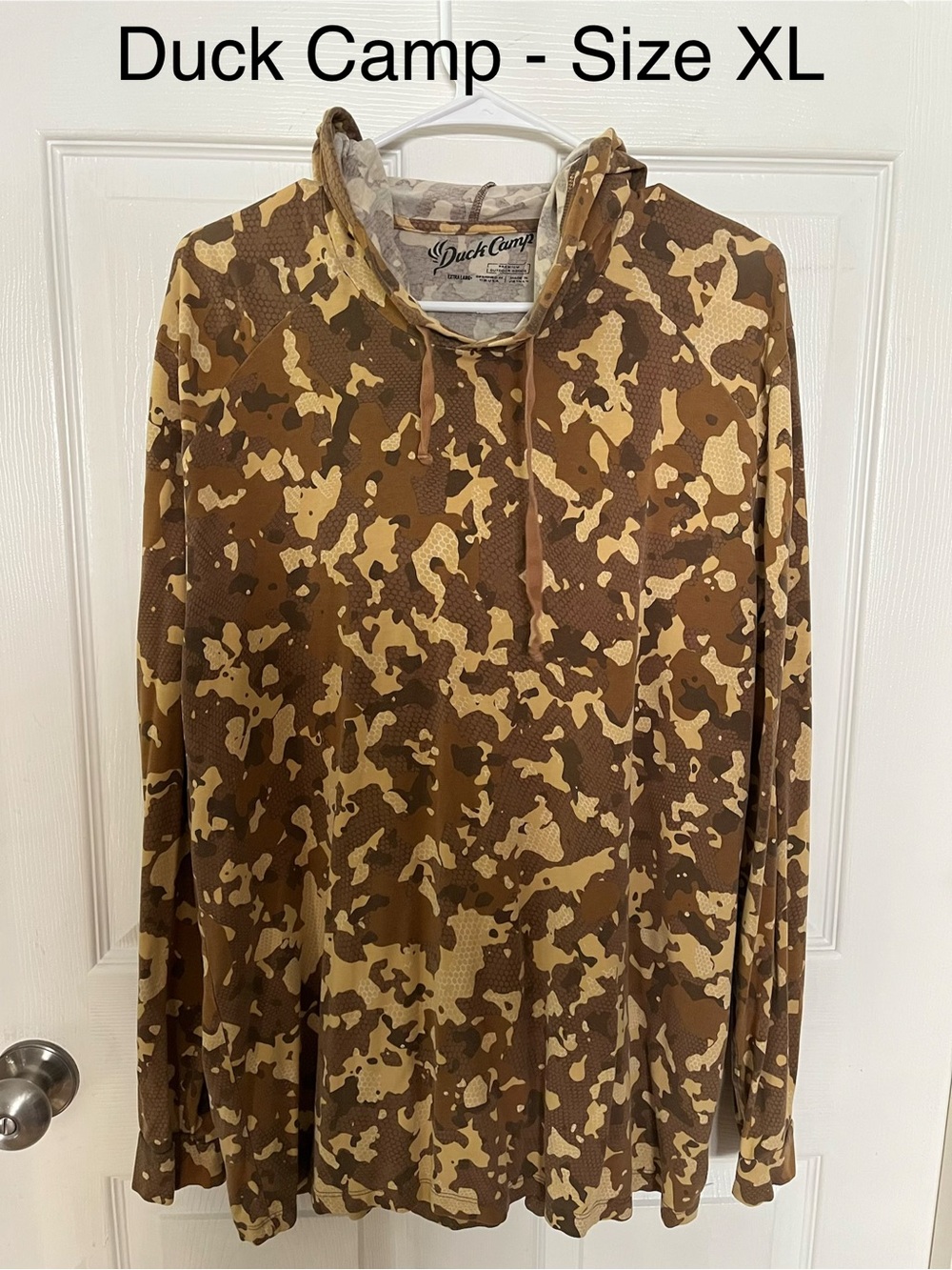 Duck Camp Long Sleeve Hooded Top